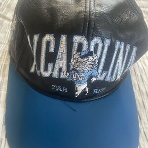 Vintage 90s North Carolina Tar Heels hat